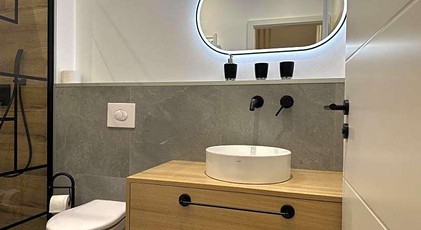 Hotel zur Post Dabringhausen - Quiet Business Hotel near Cologne and Dusseldorf Trade Fairs