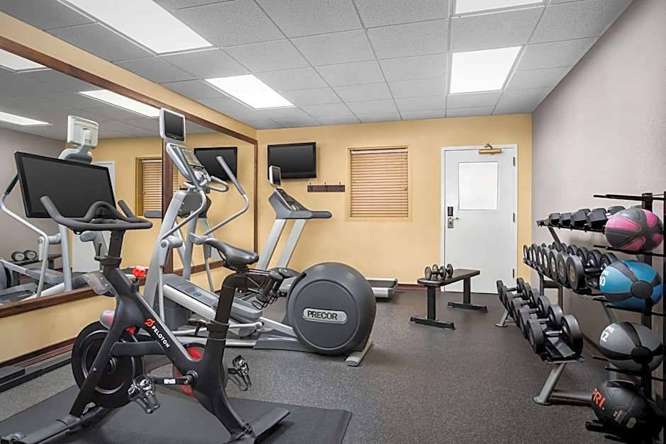 Homewood Suites By Hilton Cleveland-Solon