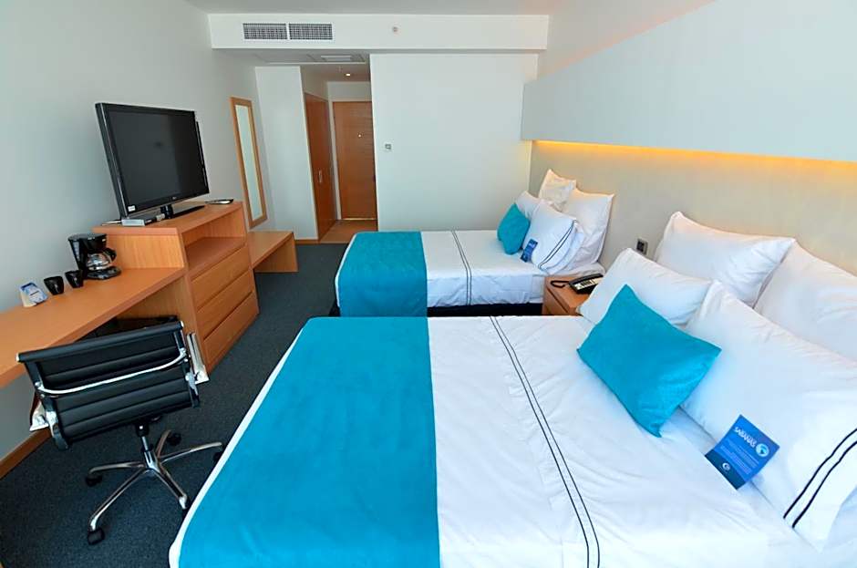 Hotel Enjoy San Antonio