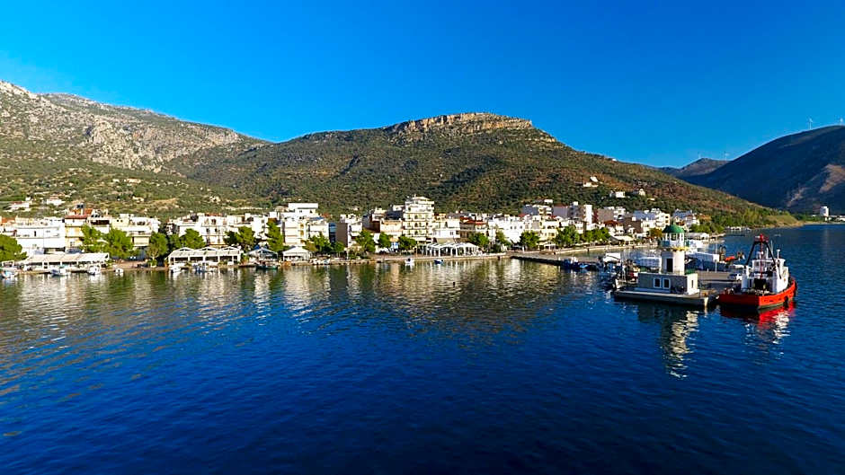 Antikyra Beach Hotel