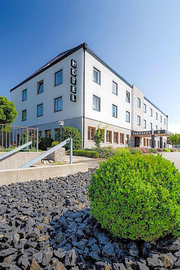 Photo 1 of 19 of Hotel Parsberg in Puchheim