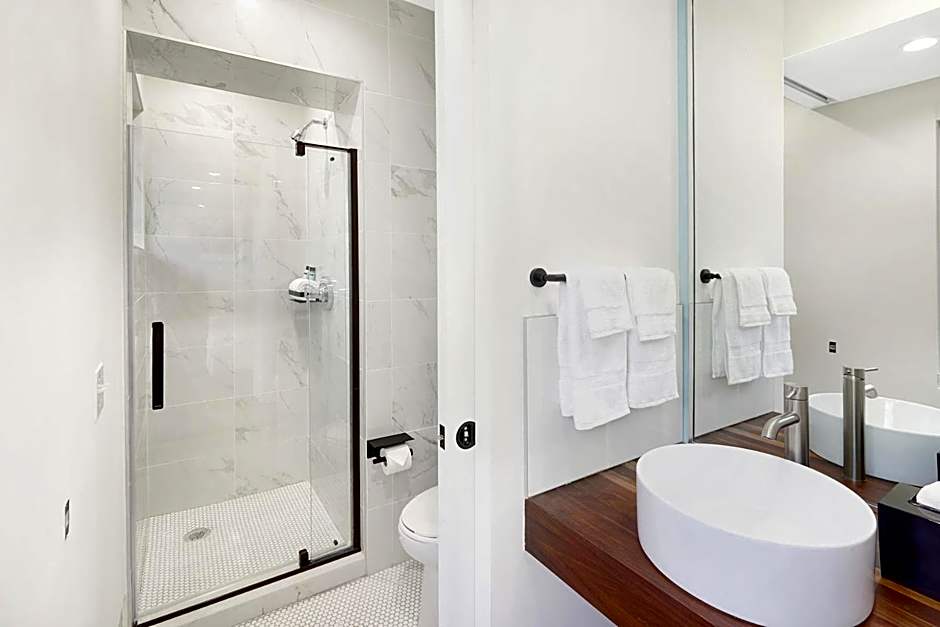 Ocean Treasure Beachside Suites