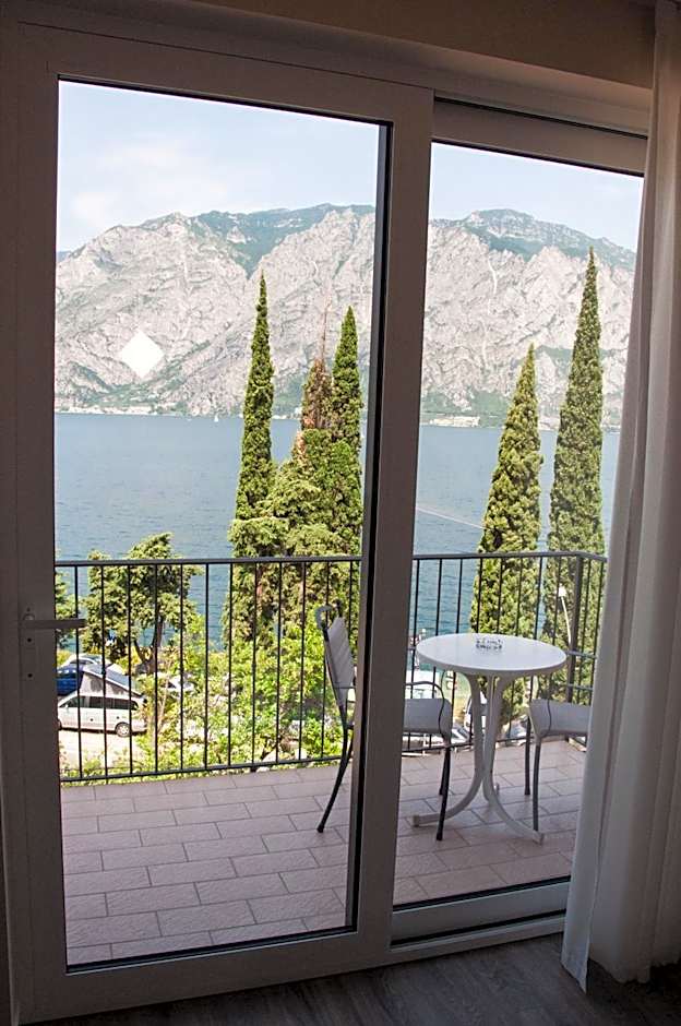 Hotel Oasi Beach