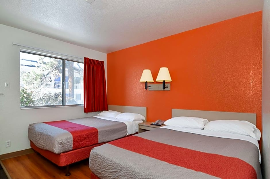 Motel 6-Big Bear Lake, CA