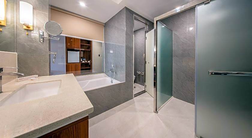 Best Western Plus Hotel Subic