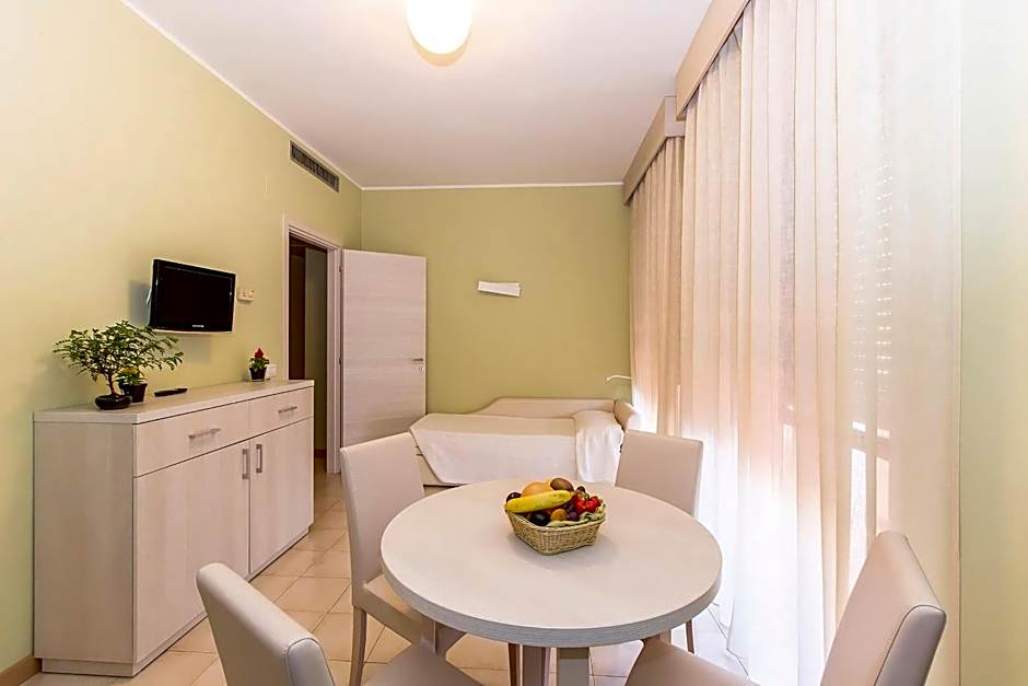 Hotel Residence Ulivi E Palme