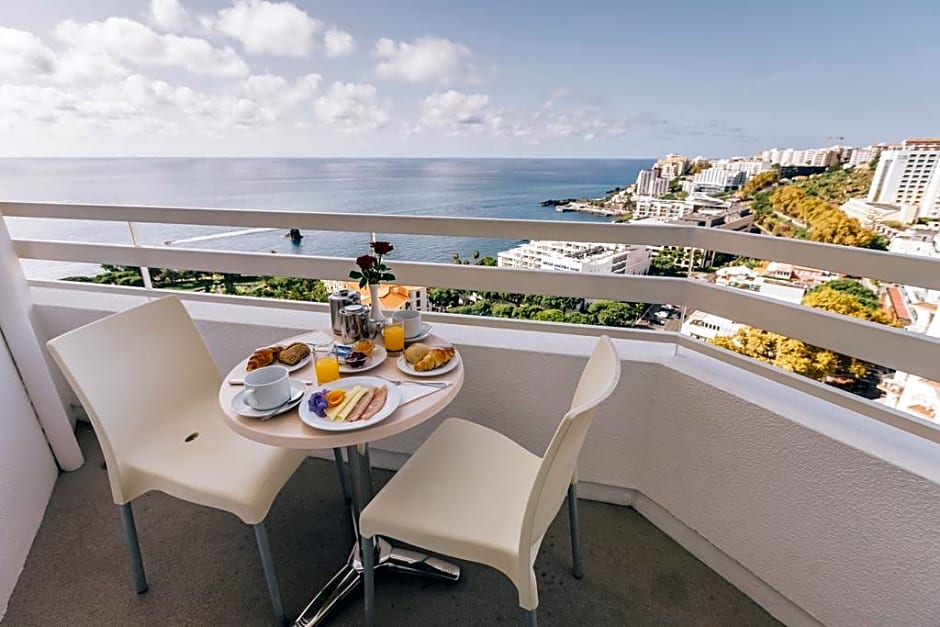 Muthu Raga Madeira Hotel