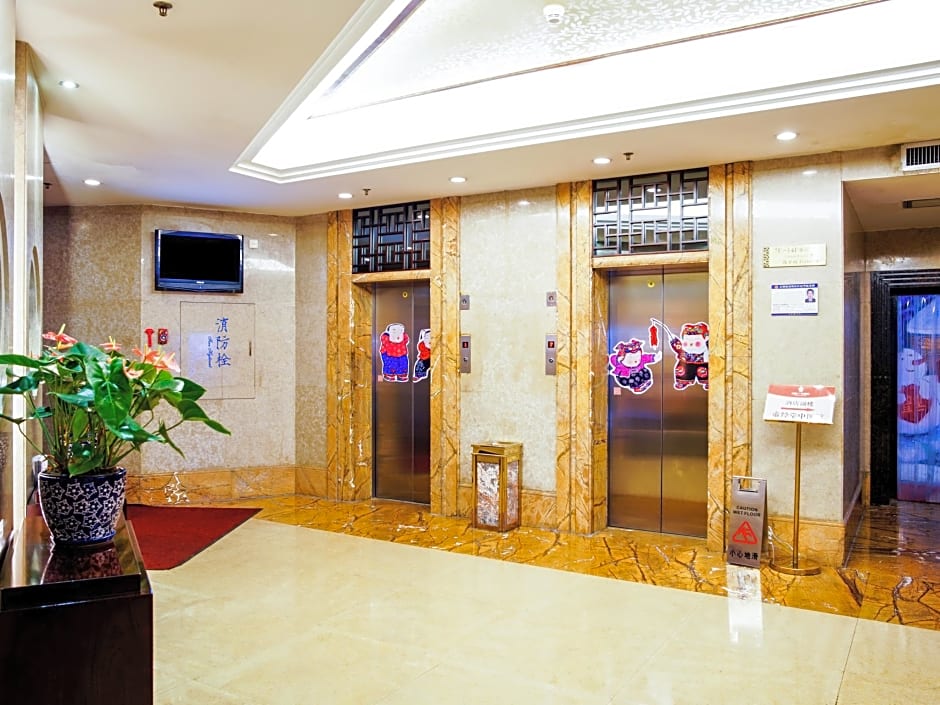 Fortune Hotel