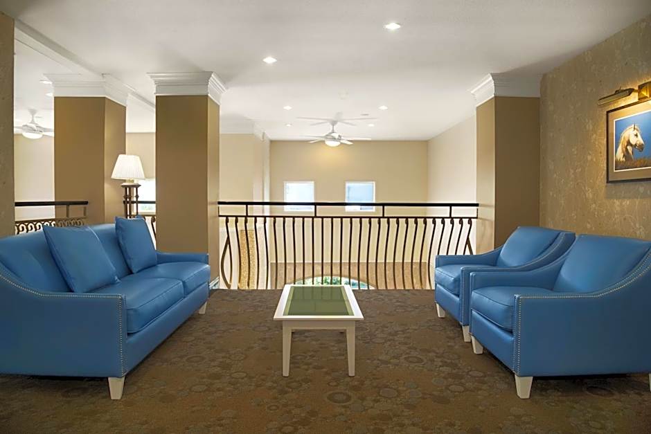 Days Inn & Suites by Wyndham Brandon