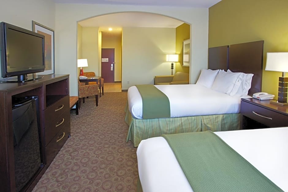 Holiday Inn Express Hotel & Suites Waller