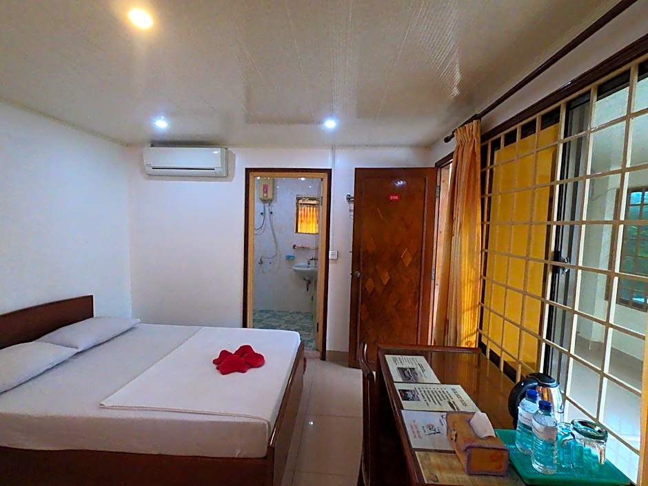 The Bright Lotus Guesthouse