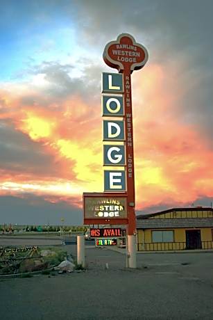 Rawlins Western Lodge