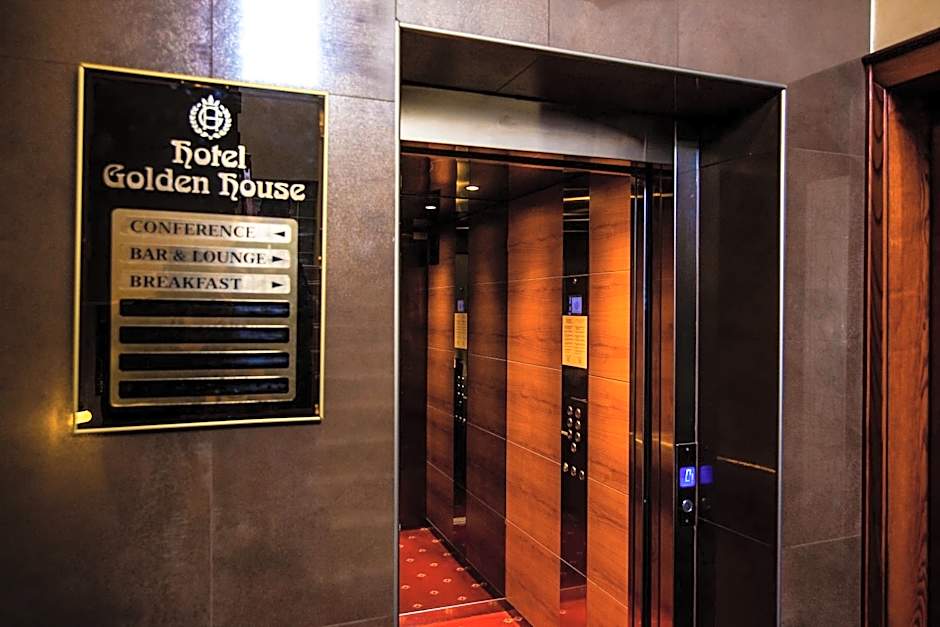 Hotel Golden House