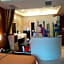 Roman Holiday Motel