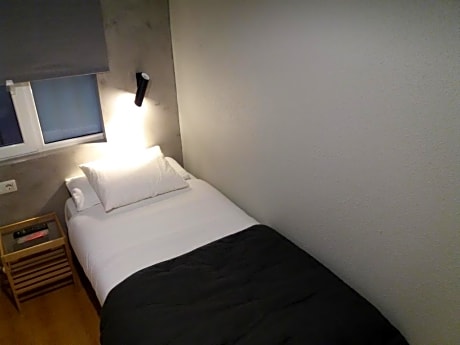 Single room shared facilities