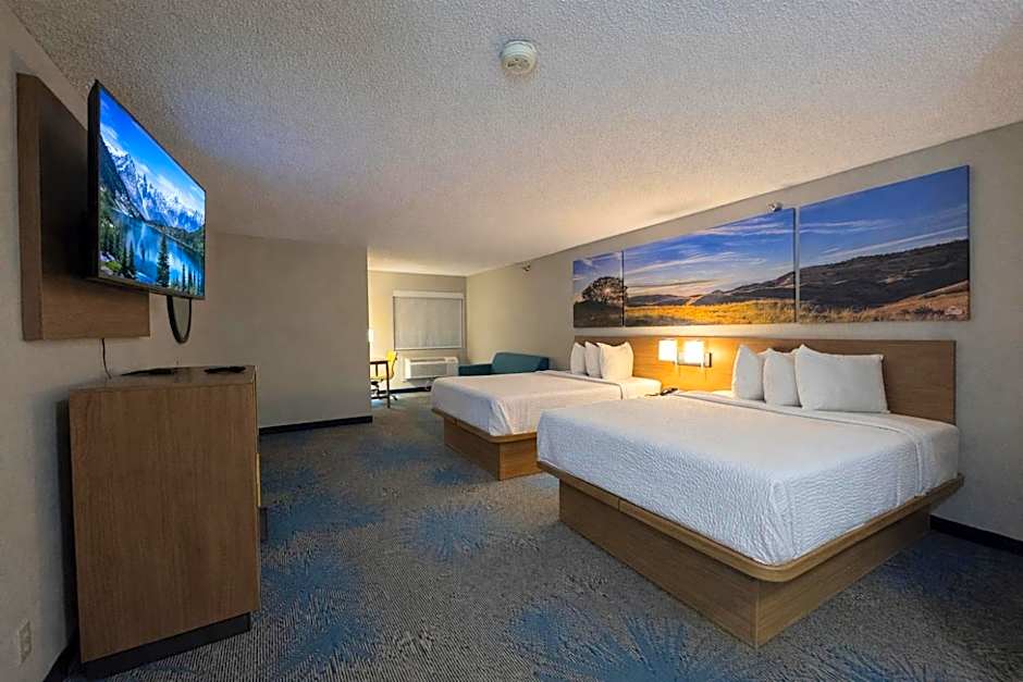 Days Inn by Wyndham Sturgis