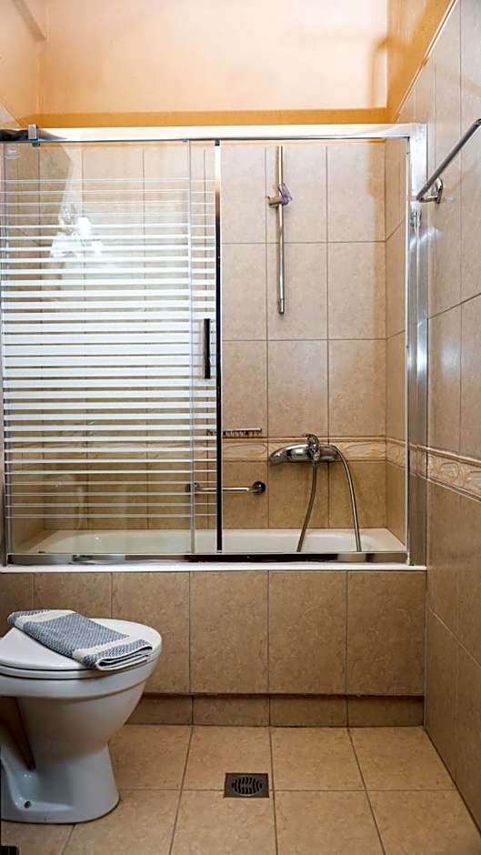 Dellas Boutique Hotel