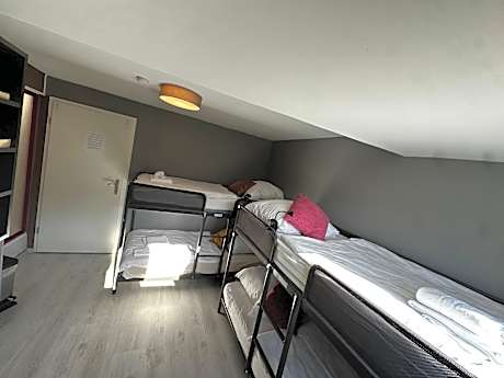 Quadruple Room with Lake View