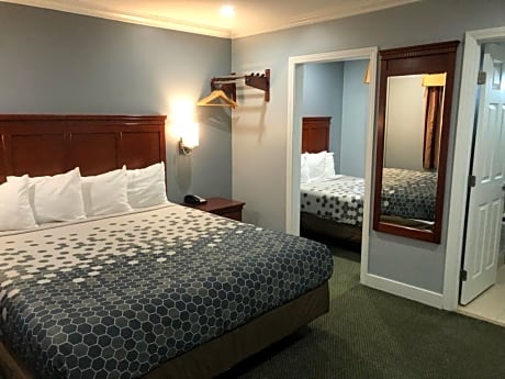 Deluxe Room with Two Beds