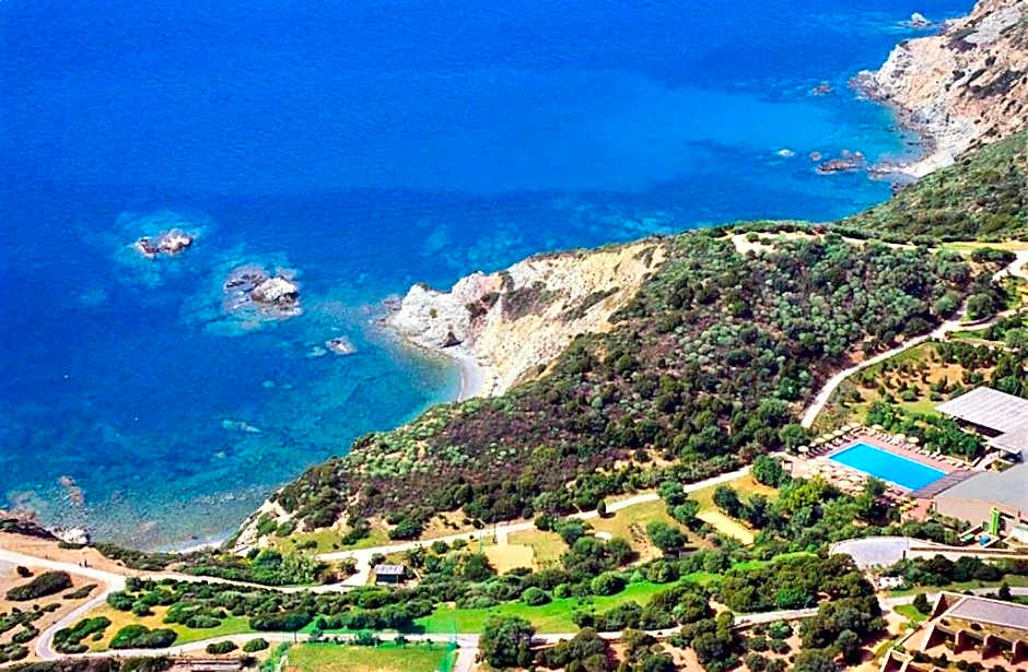ISA-Ecovillage with swimming-pool in Teulada surrounded by greenery just 400 meters from the sea