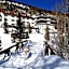 Monarch Mountain Lodge