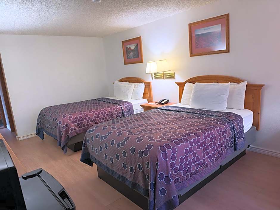 Bryce Gateway Inn & Cabins