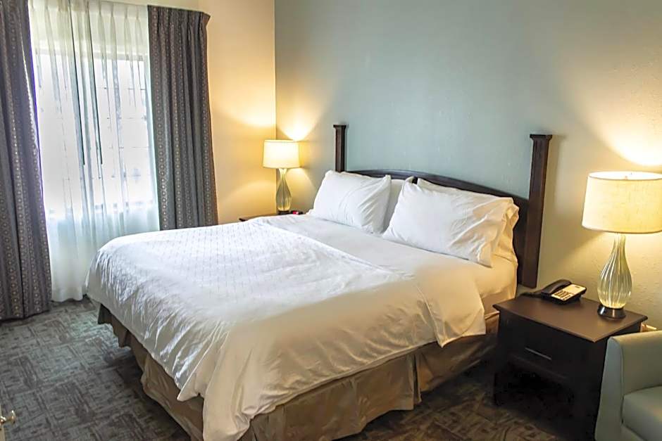 Staybridge Suites Minot By IHG