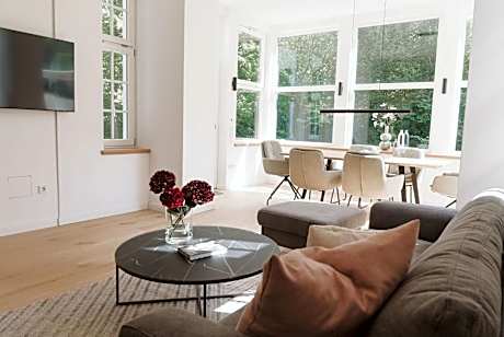 Deluxe One-Bedroom Apartment with Garden View