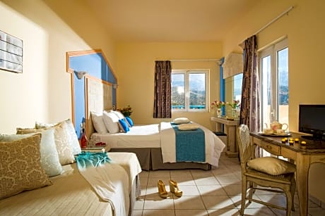 Junior Suite with Mountain View