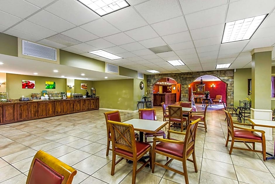 Quality Inn Opelika - Auburn