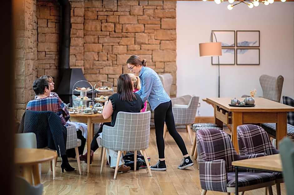 North Lakes Hotel and Spa