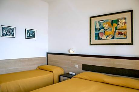 Quadruple Room with Balcony