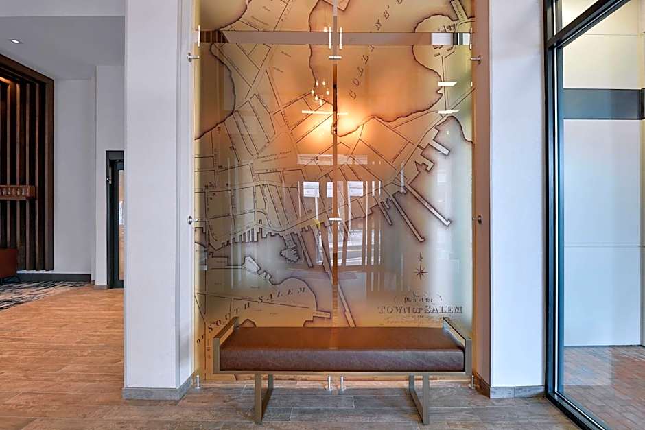 Hampton Inn By Hilton Salem, Ma