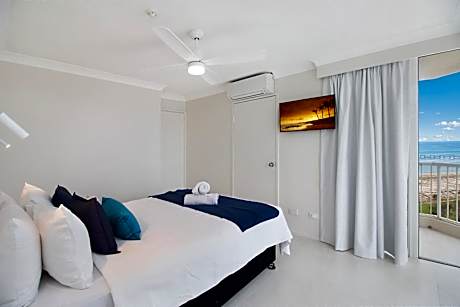 Two-Bedroom Executive Apartment with Ocean View