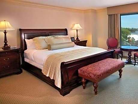 King Room - Non-Smoking