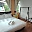 Natol Homestay - Kuching Home Penthouse Airport Road
