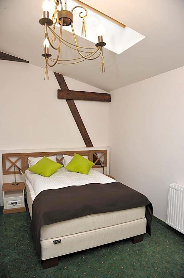 Hotel Sandro Silver & Spichlerz Antoniny