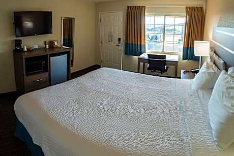 King Room - Non-Smoking