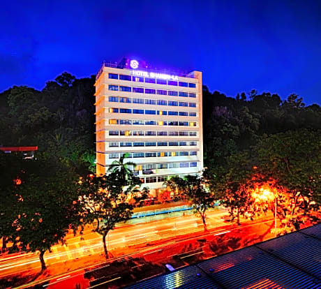 Hotel Shangri-La
