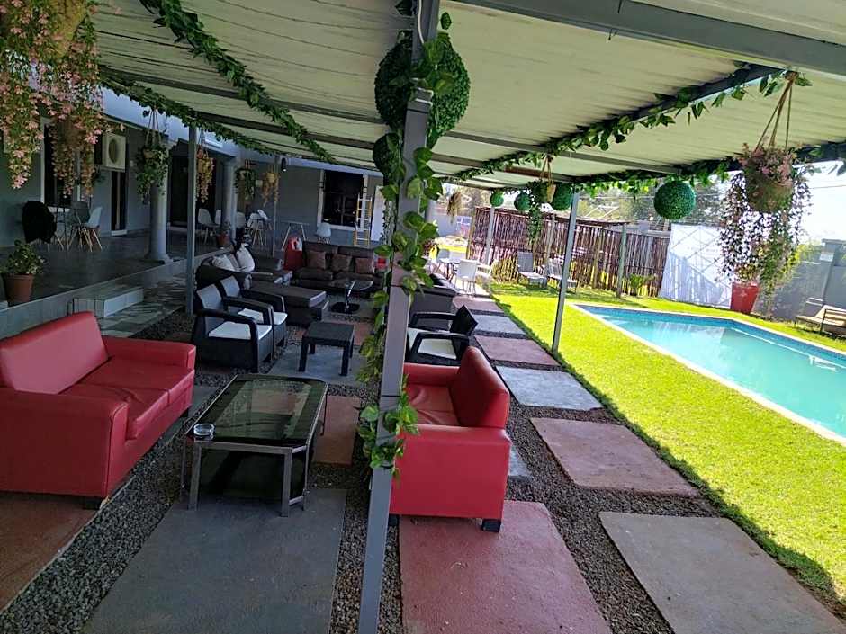 Clifford's Rufaro Hotel, Conference & Spa