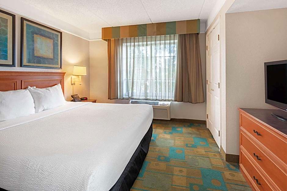 La Quinta Inn & Suites by Wyndham Fort Lauderdale Plantation