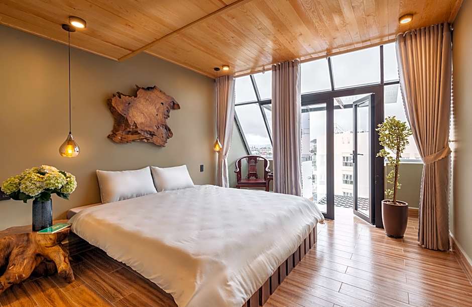 Pi Boutique Hotel