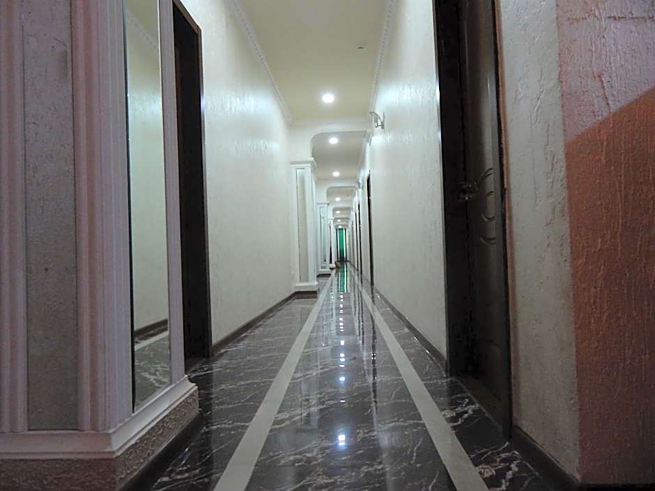 Lux Palace Hotel