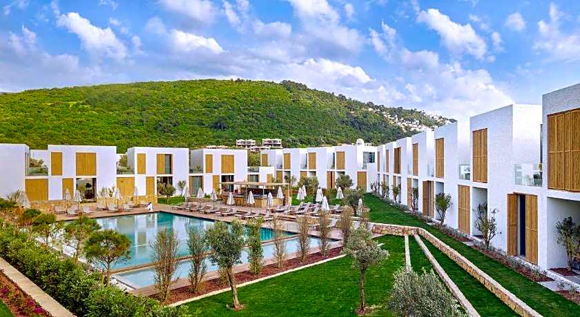 Voyage Torba Hotel
