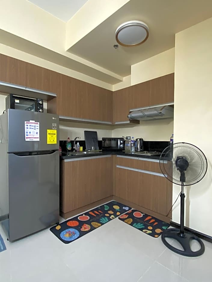 Le 10 The Radiance Manila Bay