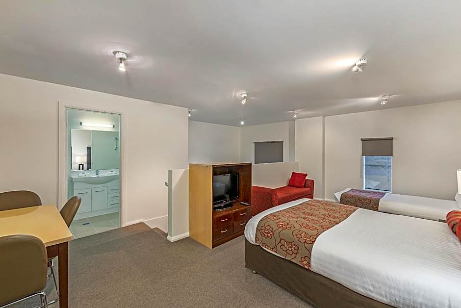 Mantra One Sandy Bay Road Hobart