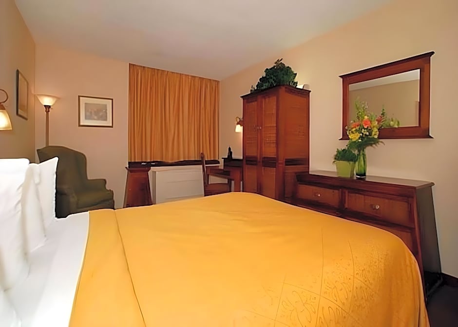 St Lawrence hotel