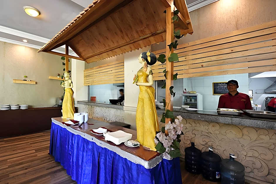 Puri Saron Denpasar Hotel