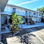 BEACHWAY INN