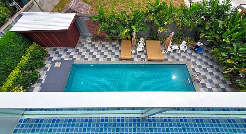 Big Buddha Hillside Hotel